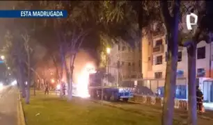 San Isidro: cabina de tráiler se incendia y conductor escapa a tiempo