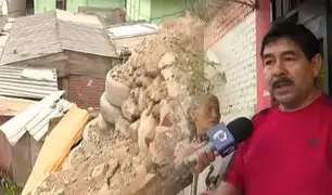 Camino hacia viviendas colapsa por deslizamientos en asentamiento humano de VMT