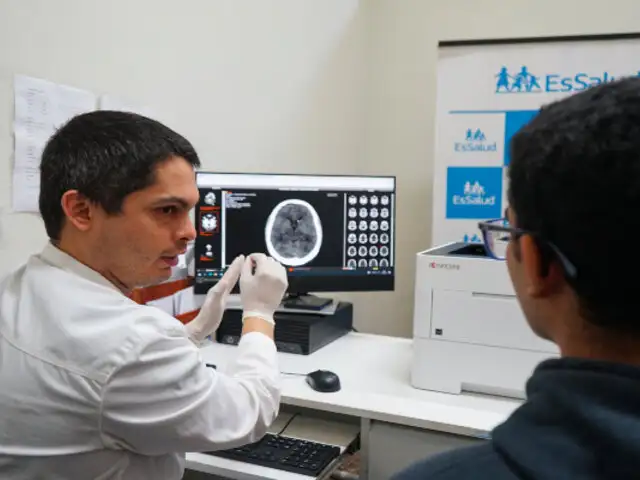 Servicio de Neurocirugía del Hospital Sabogal realiza exitosas operaciones de alta complejidad a pacientes de 21 y 63 años