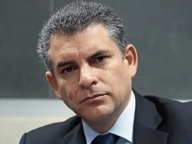 Rafael Vela: “Es una suspensión arbitraria, abusiva e injusta”