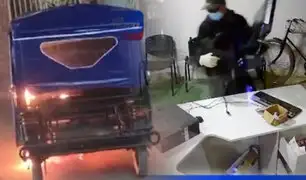 Asaltan casa de apuestas y billar en Chiclayo y vecinos queman la mototaxi de los ladrones