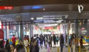 SJL: familias aprovechan feriado para realizar compras en nuevo Mall Aventura