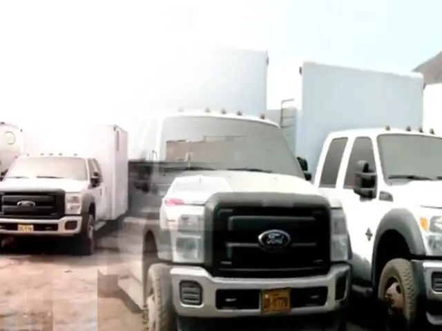 ¡Exclusivo! 35 millones oxidándose bajo el sol: promesa de camionetas antidrogas abandonadas en medio del polvo