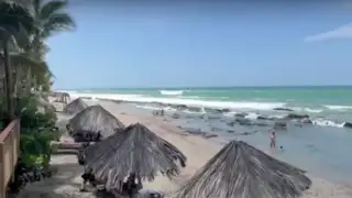 Piura: reabren playa de Máncora tras permanecer cerrada por fuerte oleaje
