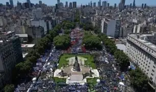 Argentina: Sindicatos acataron un paro general contra las reformas de Javier Milei