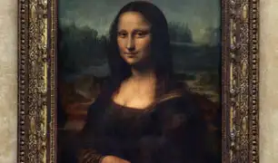 Activistas lanzan sopa a cuadro de la Mona Lisa en el Louvre de París