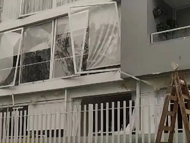 San Isidro: al menos dos personas resultaron heridas tras potente explosión en edificio residencial