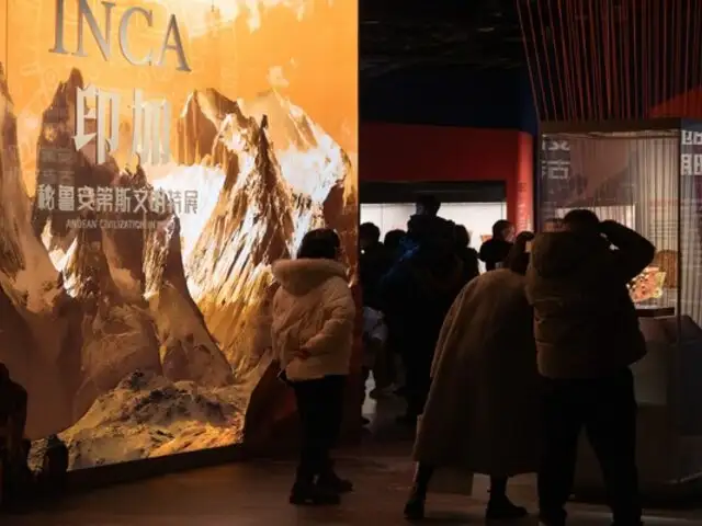 Embajada del Perú en China impulsa la difusión de la cultura nacional con exhibición de piezas arqueológicas en Chengdu