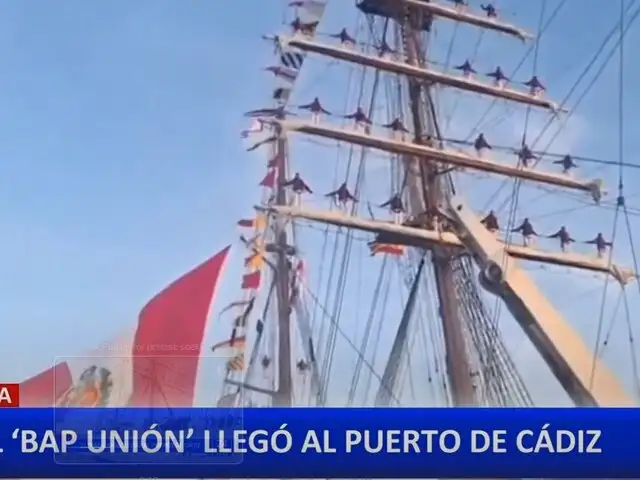 B.A.P. Unión llega al puerto español de Cádiz en su travesía por el mundo