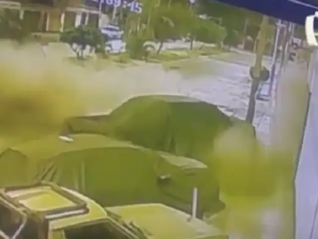 Surco: detonan explosivo en camioneta de empresario ferretero que sufrió atentado en su negocio hace unos días