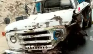 Camión pierde el control en La Molina: así terminaron los vehículos afectados