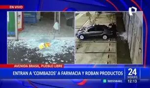 Pueblo Libre: delincuentes destrozan mampara de vidrio y saquean farmacia