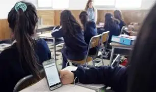 Año escolar 2024: ¿Los colegios pueden quitarle el celular a los alumnos si lo llevan?
