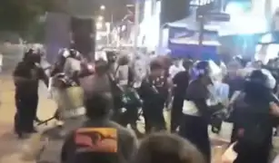 SJL: ambulantes se vuelven a enfrentar a fiscalizadores en avenida Los Jardines