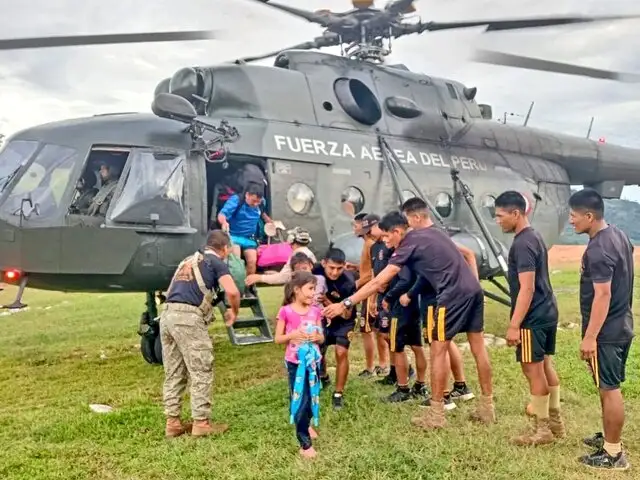 Aeronaves de las Fuerzas Armadas trasladan ayuda humanitaria de Indeci a Madre de Dios y JunÃ­n