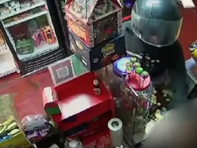 Ate Vitarte: ladrón hace tocamientos indebidos a vendedora tras asaltar minimarket