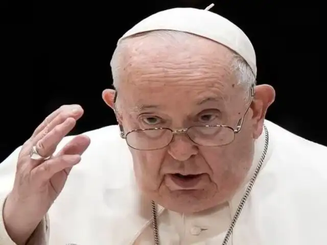 El papa Francisco recomienda a los curas "no indagar demasiado" durante la confesión