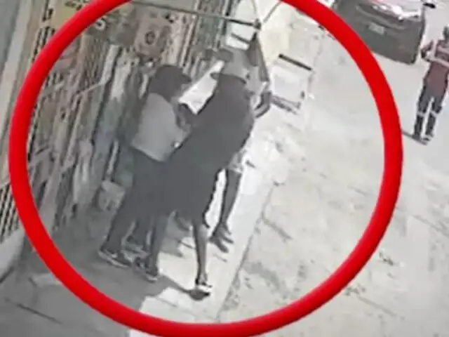 Con cuchillo en mano asaltan a mujer en SJL y así reaccionaron los vecinos: “demasiada delincuencia”