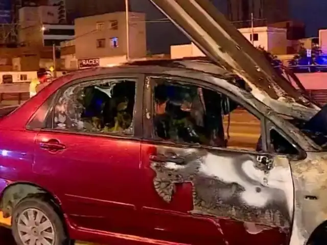 Cercado de Lima: conductor muere al chocar su auto con baranda de la Vía Expresa