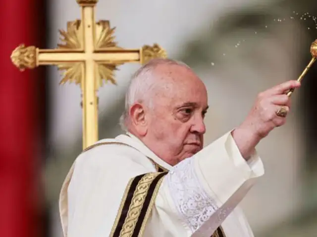Papa Francisco preside misa de Pascua donde abordó los conflictos en Europa y Medio Oriente