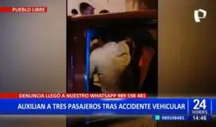 Pueblo Libre: Auxilian a pasajeros de taxi tras accidente vehicular