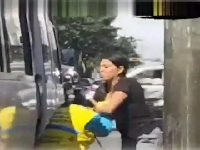 ¡El colmo! cobradora de combi agrede a fiscalizadora de tránsito en Miraflores