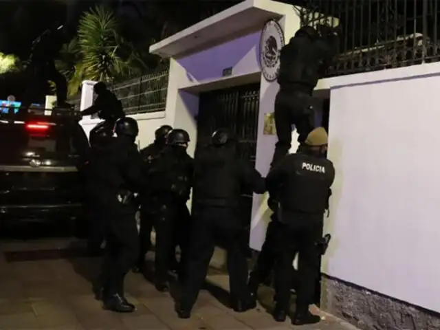 Ecuador: policías irrumpen en embajada de México y detienen a exvicepresidente que tramitaba asilo