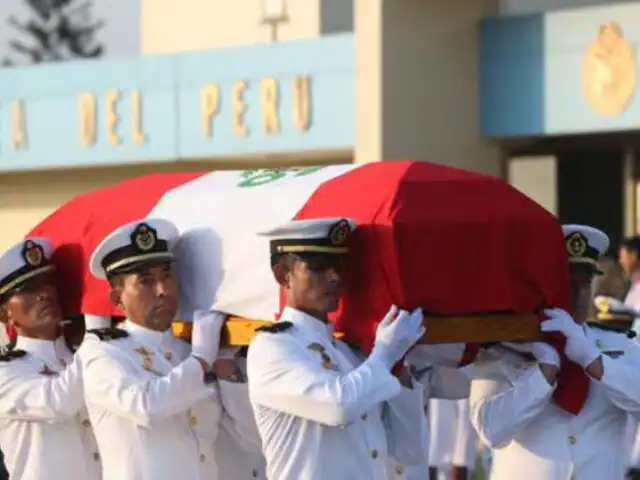 Rinden homenaje a técnico de la Marina que murió en ataque en el Vraem