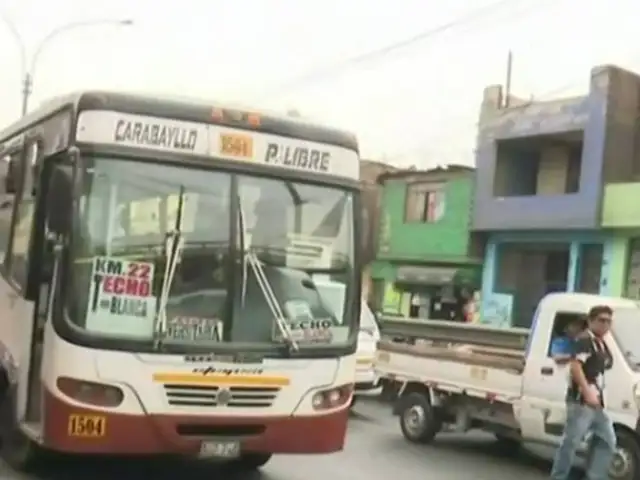San Martín de Porres: buses invaden calles Abancay y Tacna para evitar el tráfico