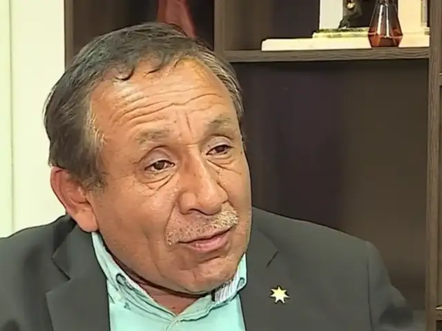 Se pronuncia abogado de comandante PNP Ricardo Vargas y niega presunta coima para liberar a detenido