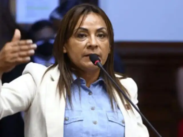 Congreso: Kira Alcarraz retiró de su despacho a trabajadora que sería cercana a Darwin Espinoza