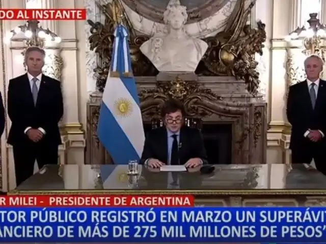Argentina: Javier Milei reporta superávit financiero gracias al plan "Motosierra"