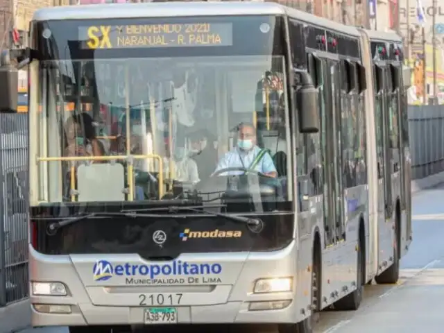 Metropolitano: nueva avería de bus genera tráfico y malestar de los usuarios