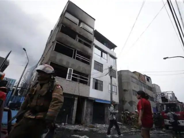 Edificio donde se registró incendio en el Cercado de Lima contaba con tres multas