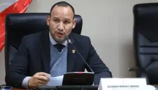 Alejandro Muñante presenta denuncia contra Flor Pablo y Pasión Dávila por uso indebido de recursos parlamentarios