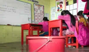 Comas: 120 niños estudian en colegio con goteras