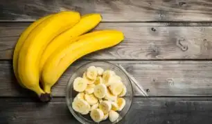 Especialistas recomiendan no botar la cáscara del plátano: esta es la razón