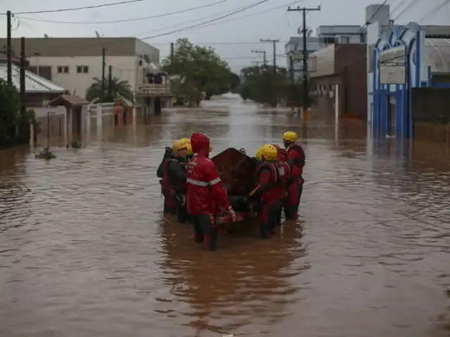 Al menos 56 muertos y 67 desaparecidos dejan hasta el momento las inundaciones en Brasil