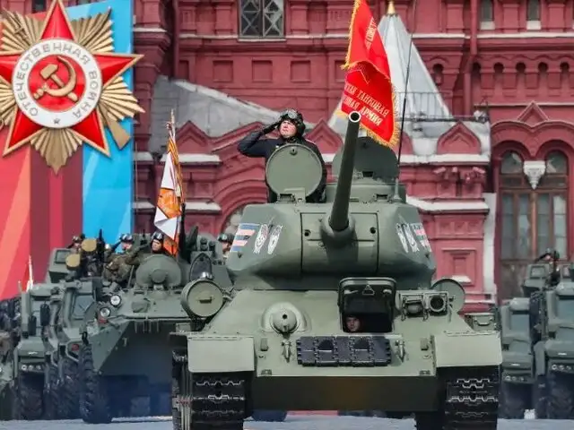 Moscú amenaza con ataques a instalaciones militares británicas en Ucrania