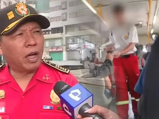 Interviene a falso bombero que subía a buses para vender caramelos en Miraflores