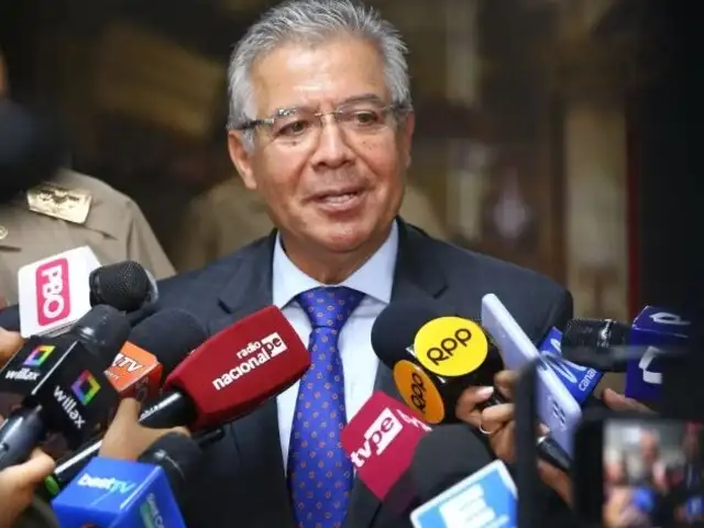 Ministro de Defensa respalda reunión de presidenta con jefe de la Diviac: "Tiene la facultad constitucional"