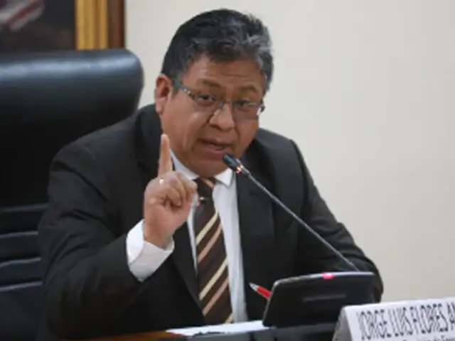 Caso 'Mochasueldo': Fiscal de la Nación presentó denuncia constitucional contra Jorge Flores