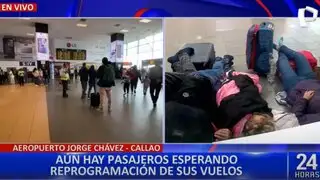 Aeropuerto Jorge Chávez: pasajeros continúan varados a la espera que reprogramen sus vuelos