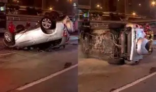 Camioneta choca y cae de rampa de la Vía Expresa en La Victoria: ocupantes fugaron tras accidente