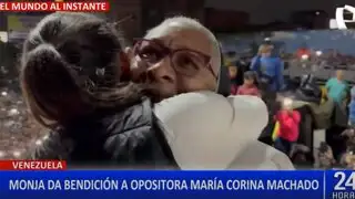 Venezuela: monja bendice a María Corina Machado durante acto de campaña