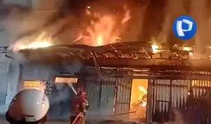 Yurimaguas: tres viviendas son consumidas por las llamas de un devastador incendio