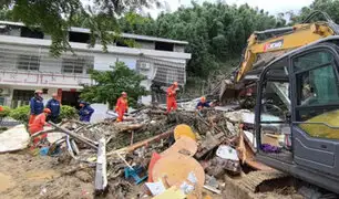 China: al menos 15 muertos y 10 heridos deja deslizamiento de tierra provocado por fuertes lluvias