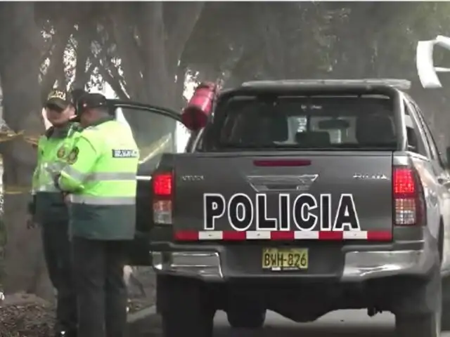 Macabro hallazgo en Ate: encuentran dos cuerpos carbonizados y con signos de tortura en plena vía pública