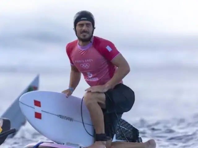 París 2024: ¡Alonso Correa es semifinalista en surf!