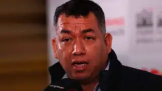 Piden intervención de Comisión de Ética tras pelea entre esposa de Darwin Espinoza y asistente